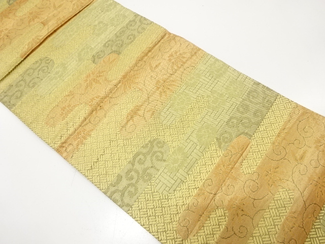 アンティーク　ヱ霞に花・古典柄織り出し袋帯（着用可）